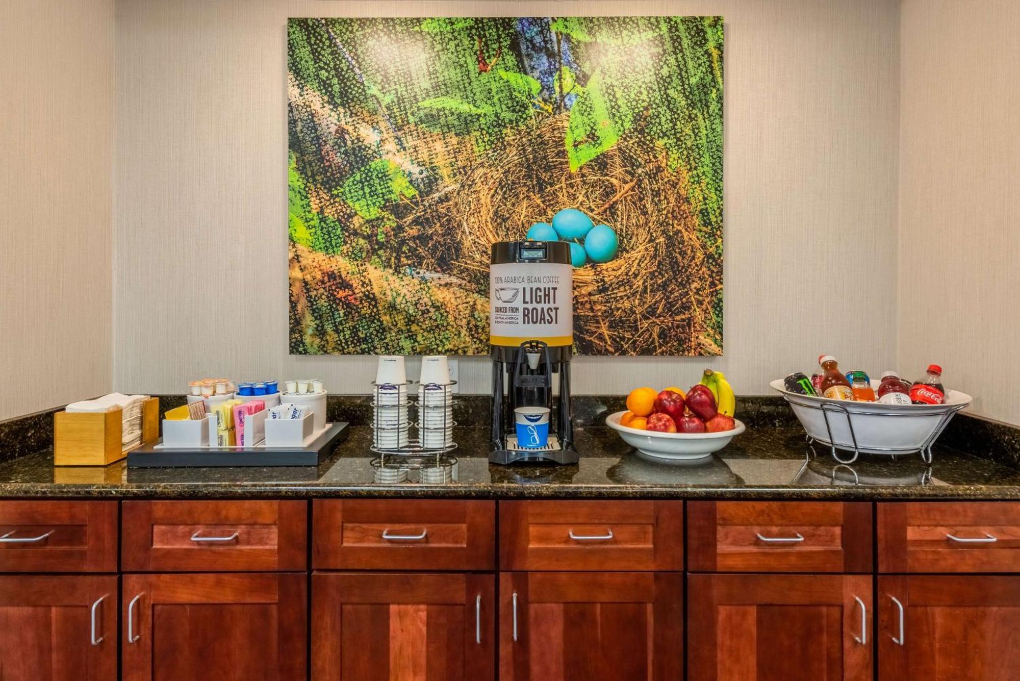 Hampton Inn & Suites Хопкинсвилл Экстерьер фото