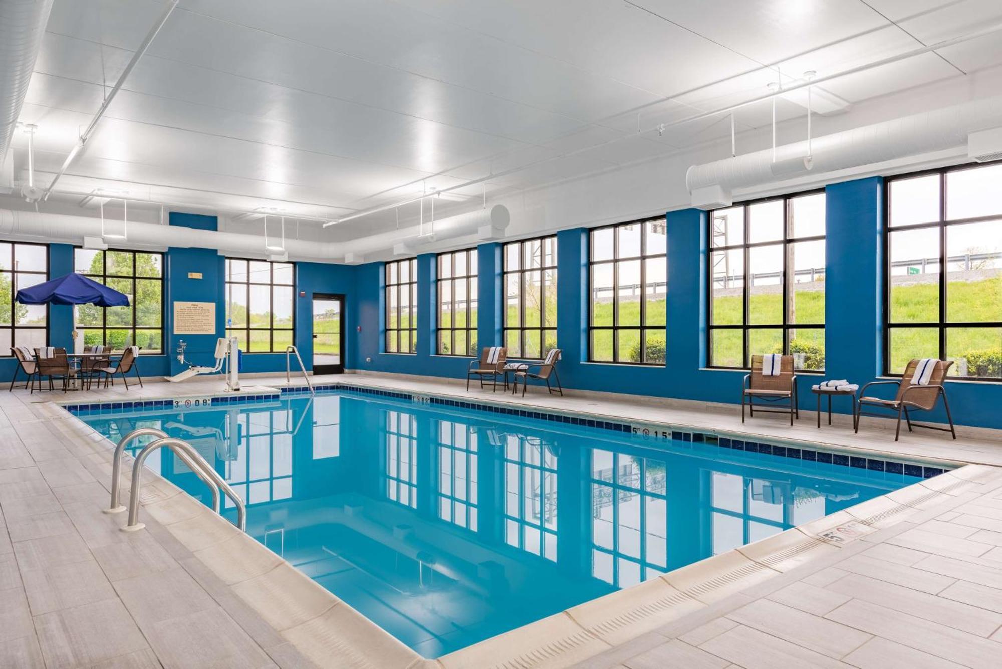 Hampton Inn & Suites Хопкинсвилл Экстерьер фото