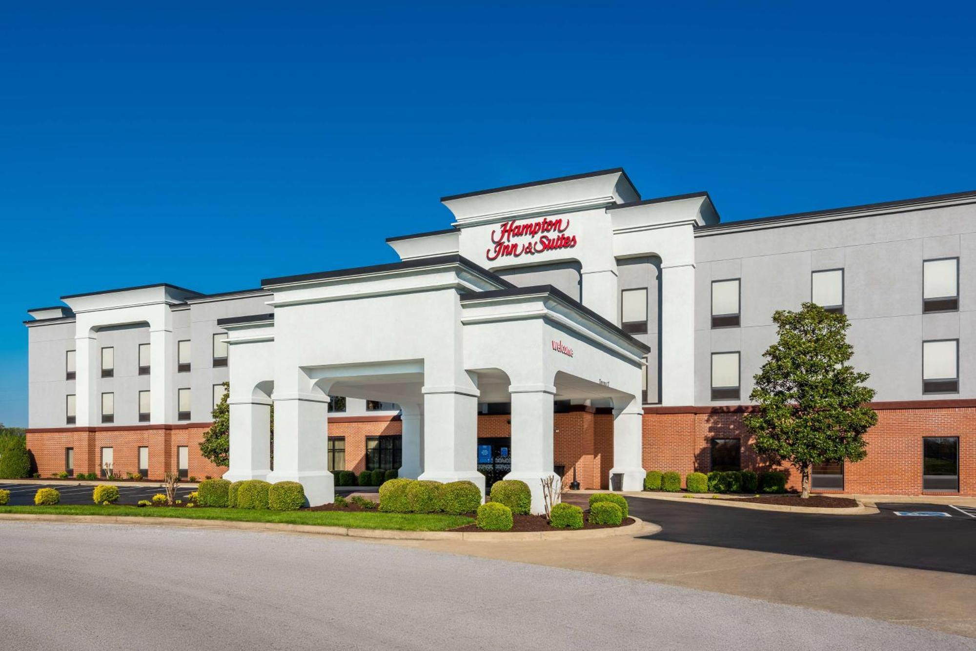 Hampton Inn & Suites Хопкинсвилл Экстерьер фото